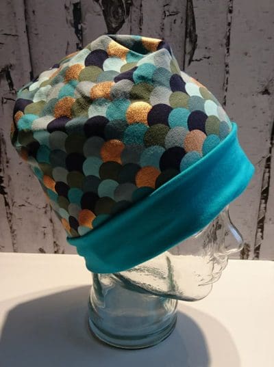 Skønne farver med Guld. Str. 50-56 cm