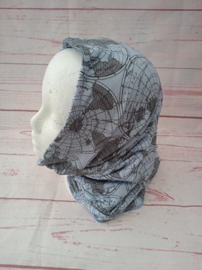 Halsedisse med globus blå.